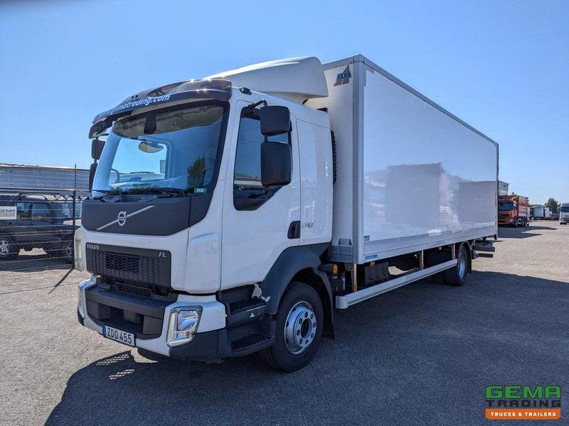 Volvo FL240 4x2 Dagcab Euro6 - 12T - Gesloten/Geïsoleerde Bak 7.5M - Bakverwarming - Laadklep 1500KG - Camera - بصندوق مغلق شاحنة: صور 1 Volvo FL240 4x2 Dagcab Euro6 - 12T - Gesloten/Geïsoleerde Bak 7.5M - Bakverwarming - Laadklep 1500KG - Camera - بصندوق مغلق شاحنة: صور 1