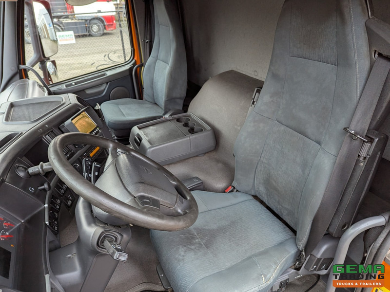 شاحنة ستارة Volvo FM330 6x2/4 Daycab Euro5 EEV - SchuifzeilenBak 6.7m. - KooiAap Aansluiting - HH Vloer - Rongen: صور 15