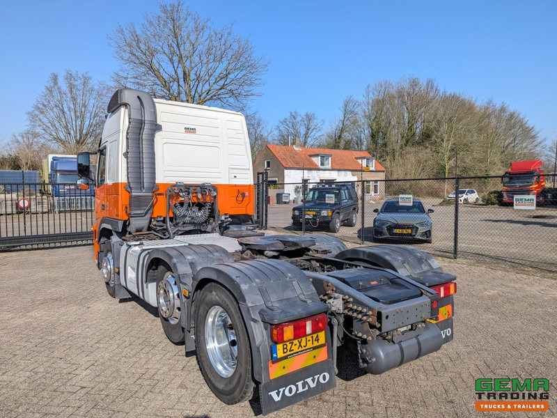 Volvo FM410 6x2/4 Globetrotter Euro5 - ADR - PTO - Hydrauliek - Alcoa's - Camera - شاحنة جرار: صور 4 Volvo FM410 6x2/4 Globetrotter Euro5 - ADR - PTO - Hydrauliek - Alcoa's - Camera - شاحنة جرار: صور 4