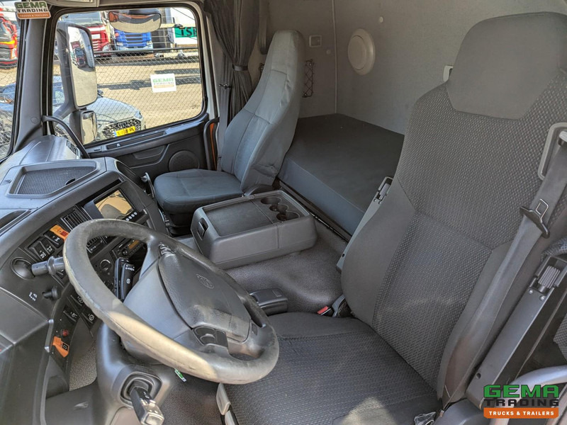 Volvo FM410 6x2/4 Globetrotter Euro5 - ADR - PTO - Hydrauliek - Alcoa's - Camera - شاحنة جرار: صور 5 Volvo FM410 6x2/4 Globetrotter Euro5 - ADR - PTO - Hydrauliek - Alcoa's - Camera - شاحنة جرار: صور 5