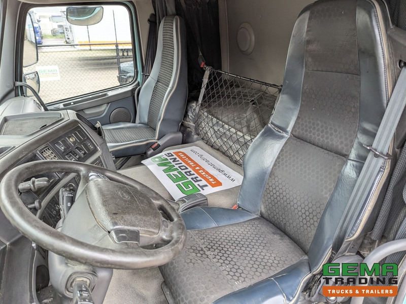 Volvo FMX410 4x2 SleepCab Euro5 Tipper Hydraulics - Toolbox (T1509) - شاحنة جرار: صور 5 Volvo FMX410 4x2 SleepCab Euro5 Tipper Hydraulics - Toolbox (T1509) - شاحنة جرار: صور 5
