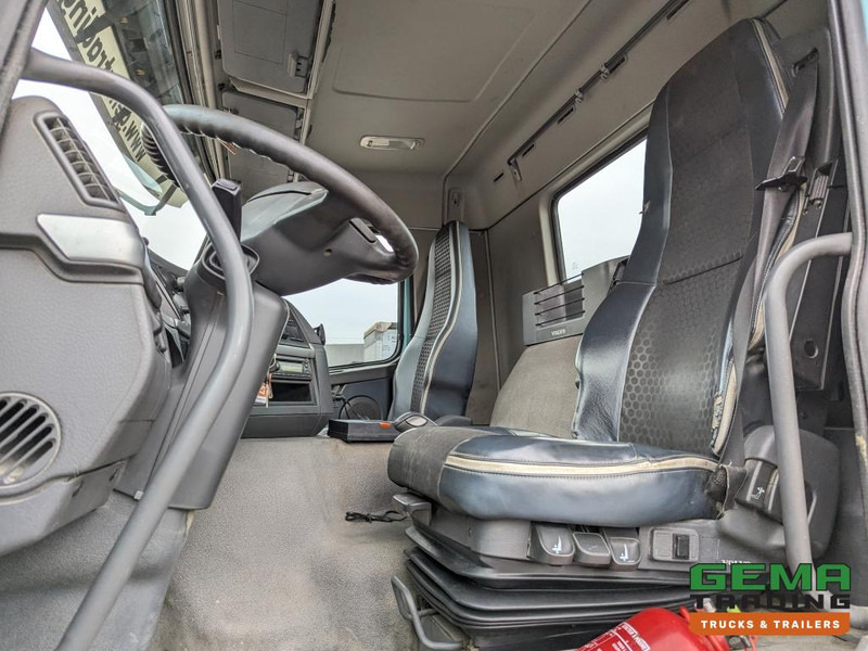 Volvo FMX410 8x4 /4 Daycab Euro5 - Haakarm 25T - CementSilo - RadioGrafisch - Hydr. Steunpoten - NaafReductie - شاحنة ذات الخطاف: صور 5 Volvo FMX410 8x4 /4 Daycab Euro5 - Haakarm 25T - CementSilo - RadioGrafisch - Hydr. Steunpoten - NaafReductie - شاحنة ذات الخطاف: صور 5