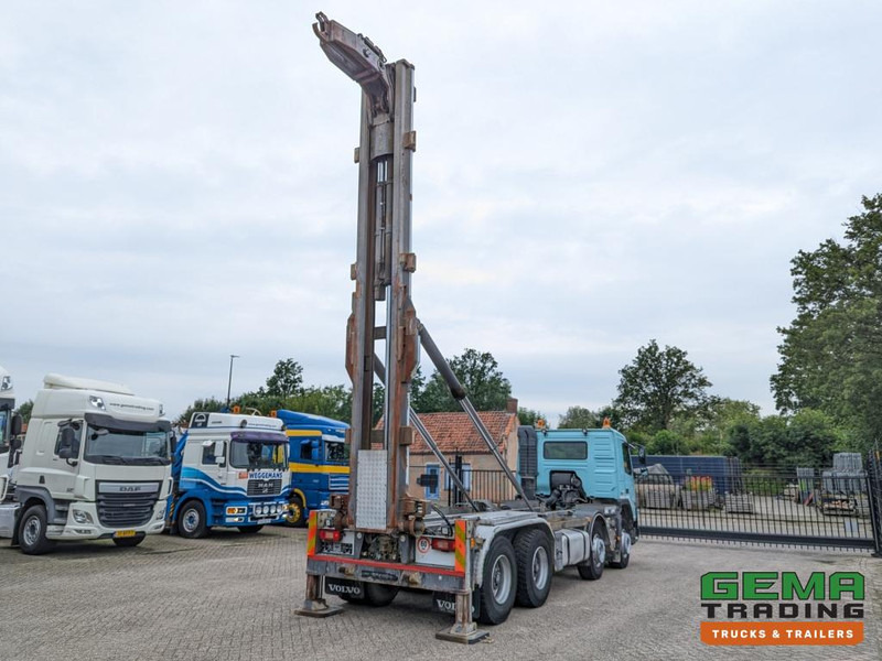 Volvo FMX410 8x4 /4 Daycab Euro5 - Haakarm 25T - CementSilo - RadioGrafisch - Hydr. Steunpoten - NaafReductie - شاحنة ذات الخطاف: صور 3 Volvo FMX410 8x4 /4 Daycab Euro5 - Haakarm 25T - CementSilo - RadioGrafisch - Hydr. Steunpoten - NaafReductie - شاحنة ذات الخطاف: صور 3