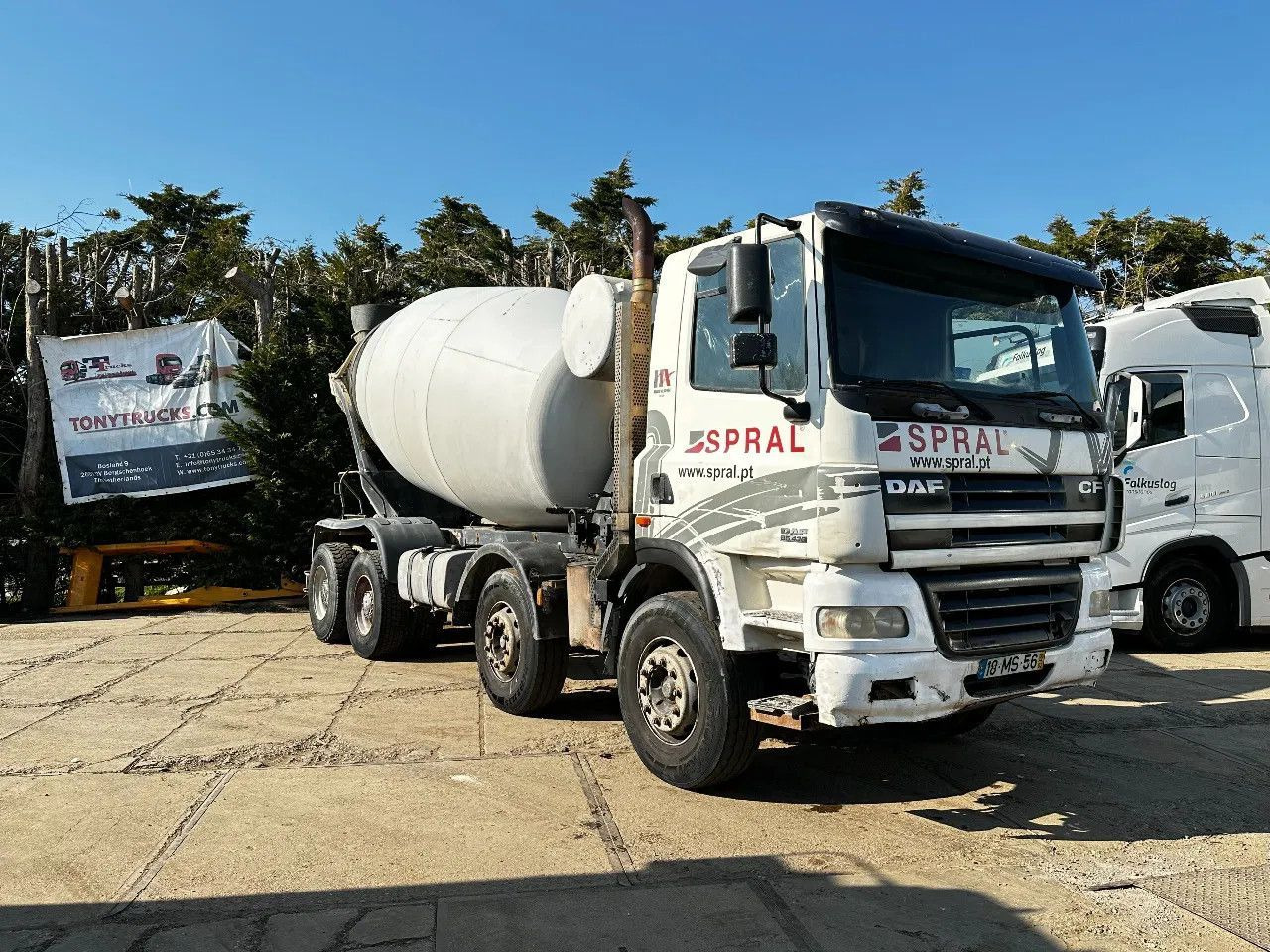 شاحنة خلاطة خرسانة DAF CF 85.430 8X4 9m3 Mixer Spring/Spring ZF Manual: صور 1