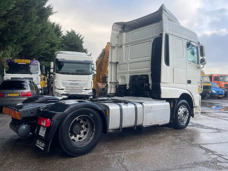 DAF XF 106.460 4X2 Tractor-unit Spring/Air Retarder Euro6 - شاحنة جرار: صور 4 DAF XF 106.460 4X2 Tractor-unit Spring/Air Retarder Euro6 - شاحنة جرار: صور 4