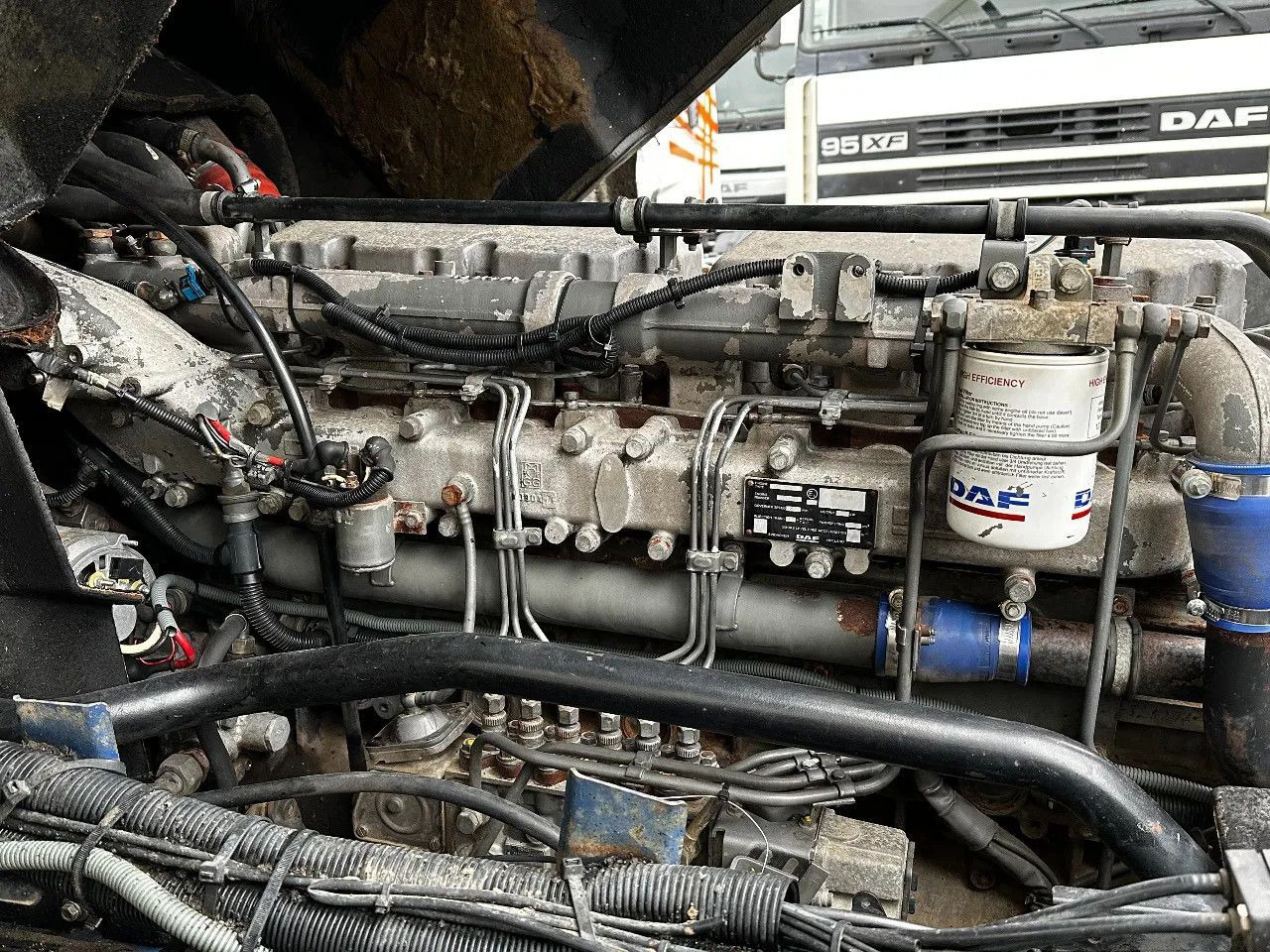 شاحنة جرار DAF XF 95.380 4X2 Tractor-unit Spring/Air ZF Manual DAF XF 95.380 4X2 Tractor-unit Spring/Air ZF Manual: صور 17
