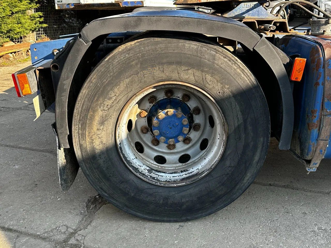 DAF XF 95.380 4X2 Tractor-unit Spring/Air ZF Manual DAF XF 95.380 4X2 Tractor-unit Spring/Air ZF Manual - شاحنة جرار: صور 5 DAF XF 95.380 4X2 Tractor-unit Spring/Air ZF Manual DAF XF 95.380 4X2 Tractor-unit Spring/Air ZF Manual - شاحنة جرار: صور 5