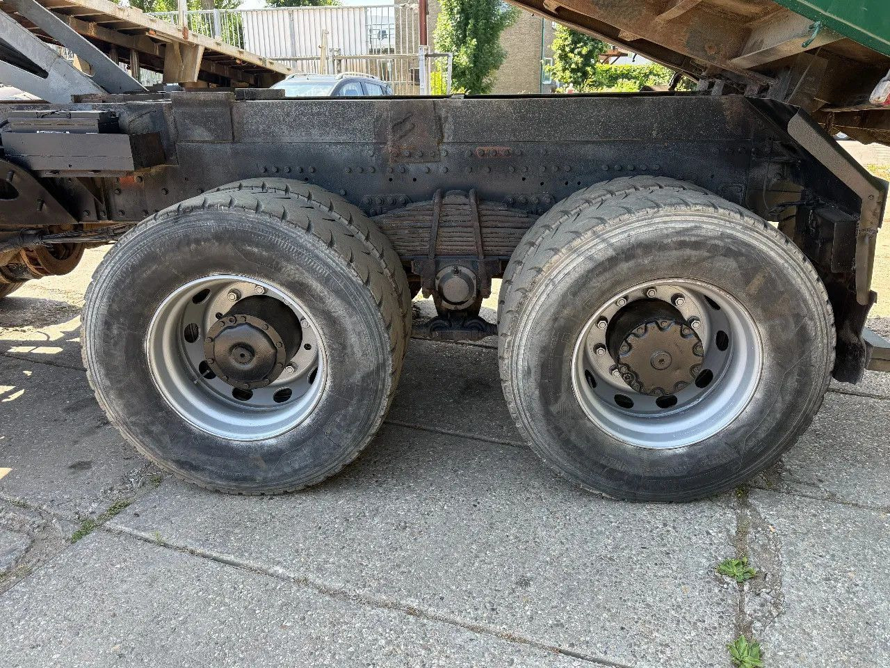 MAN 35.372 8X4 Tipper Spring/Spring ZF Manual Gear E - قلابات: صور 5 MAN 35.372 8X4 Tipper Spring/Spring ZF Manual Gear E - قلابات: صور 5