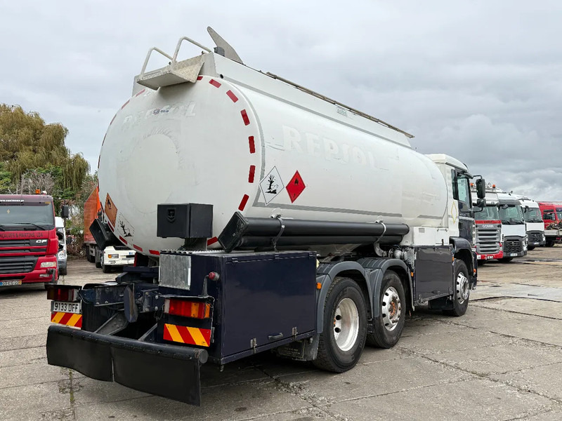 MAN TGA 26.430 6X2 Fuel Tank 21.000L 3 Comp + 2 Pump D20 Engine - شاحنة صهريج: صور 4 MAN TGA 26.430 6X2 Fuel Tank 21.000L 3 Comp + 2 Pump D20 Engine - شاحنة صهريج: صور 4