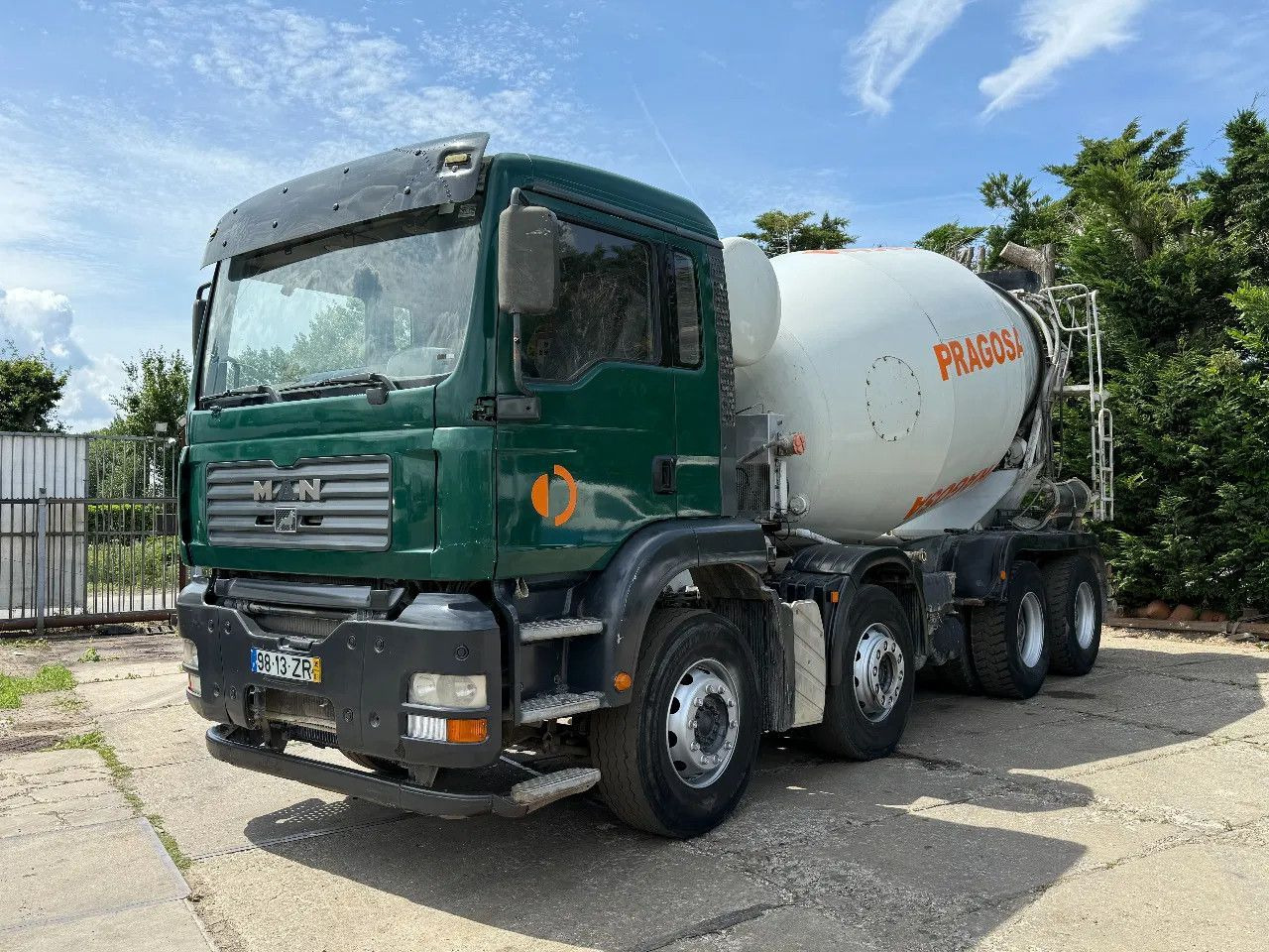 MAN TGA 35.360 8X4 CIFA Beton Mixer Spring/Spring ZF - شاحنة خلاطة خرسانة: صور 2 MAN TGA 35.360 8X4 CIFA Beton Mixer Spring/Spring ZF - شاحنة خلاطة خرسانة: صور 2