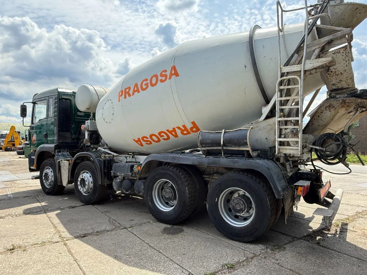 MAN TGA 35.360 8X4 CIFA Beton Mixer Spring/Spring ZF - شاحنة خلاطة خرسانة: صور 3 MAN TGA 35.360 8X4 CIFA Beton Mixer Spring/Spring ZF - شاحنة خلاطة خرسانة: صور 3