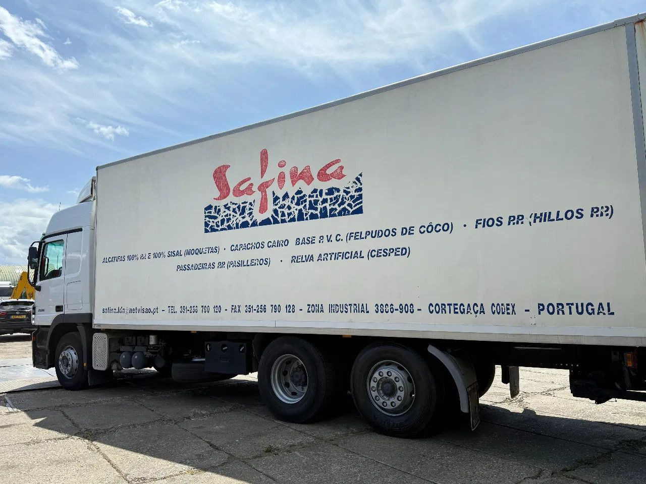 Mercedes-Benz Actros 2536 V6 6X2 Closed Box Spring/Air EPS Man - بصندوق مغلق شاحنة: صور 3 Mercedes-Benz Actros 2536 V6 6X2 Closed Box Spring/Air EPS Man - بصندوق مغلق شاحنة: صور 3