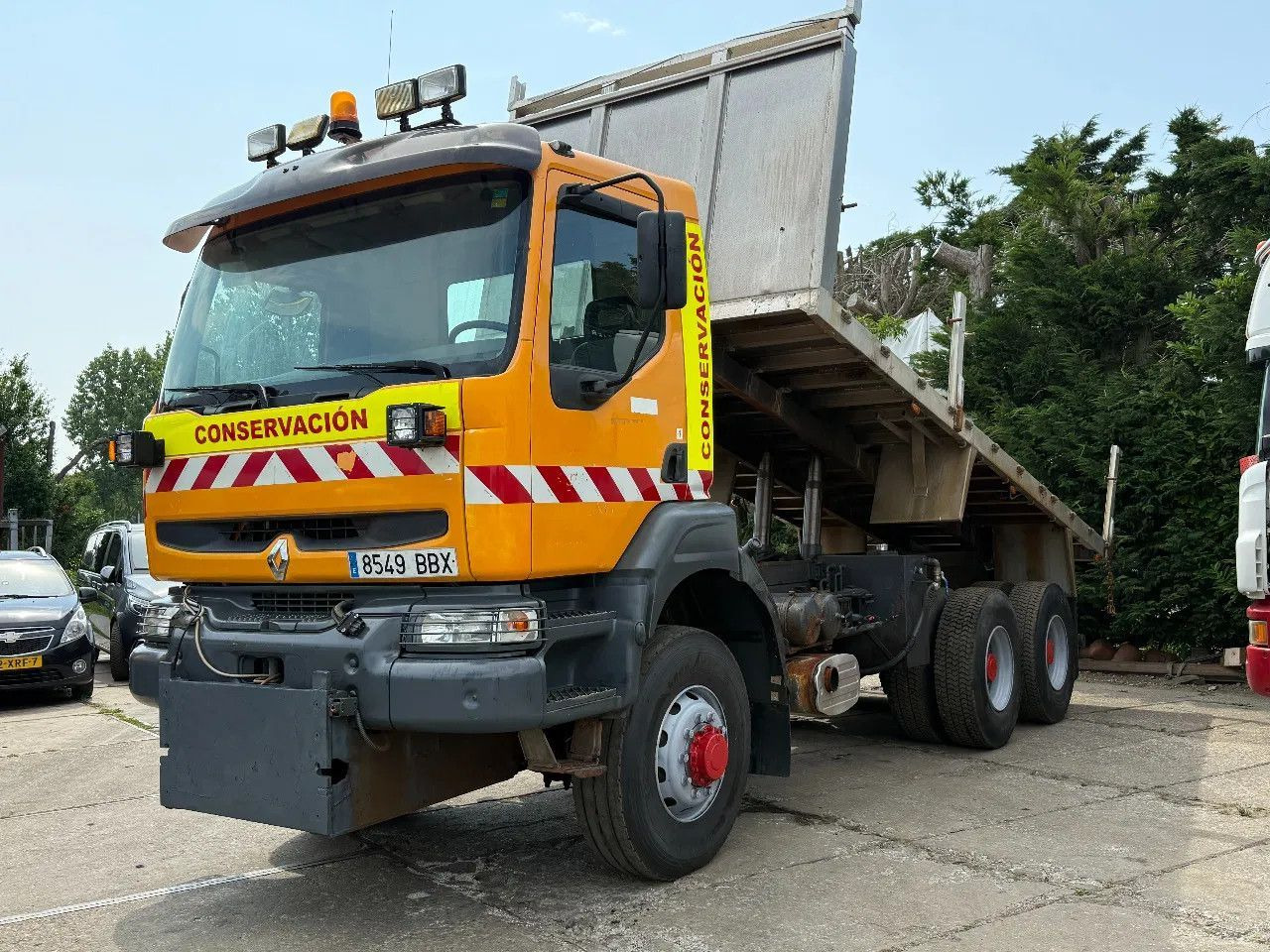 Renault Kerax 400 6X6 Tipper Spring/spring ZF Man Gear E - قلابات: صور 2 Renault Kerax 400 6X6 Tipper Spring/spring ZF Man Gear E - قلابات: صور 2