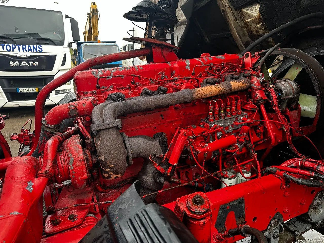 شاحنات مسطحة Scania P113-360 4X2 Platform Manual Gear Retarder Scania P113-360 4X2 Platform Manual Gear Retarder: صور 17
