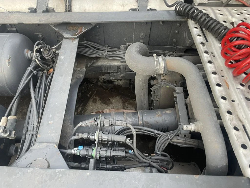 Scania R560 V8 4X2 Tractor-unit Retarder Euro5 - شاحنة جرار: صور 5 Scania R560 V8 4X2 Tractor-unit Retarder Euro5 - شاحنة جرار: صور 5