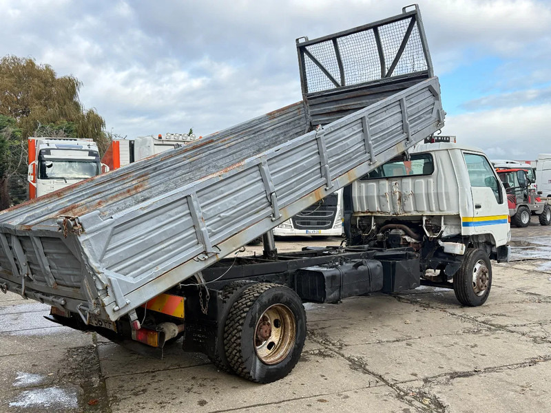 Toyota DYNA 400 4X2 Tipper Spring/Spring Manual Gearbox 7.5T - قلابات: صور 4 Toyota DYNA 400 4X2 Tipper Spring/Spring Manual Gearbox 7.5T - قلابات: صور 4