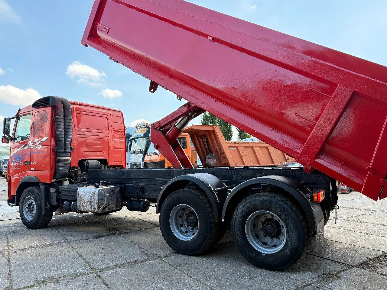 Volvo FH 16.600 6X4 Tipper Spring/Spring Euro5 - قلابات: صور 3 Volvo FH 16.600 6X4 Tipper Spring/Spring Euro5 - قلابات: صور 3
