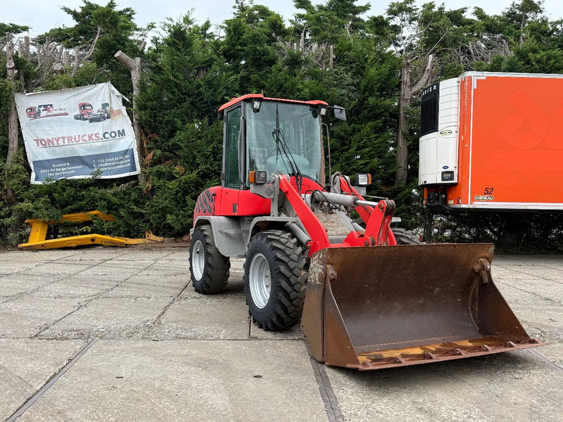 Volvo L30 WHEELLOADER OPEN BUCKET QUICK COUPLER - اللودر بعجل: صور 1 Volvo L30 WHEELLOADER OPEN BUCKET QUICK COUPLER - اللودر بعجل: صور 1