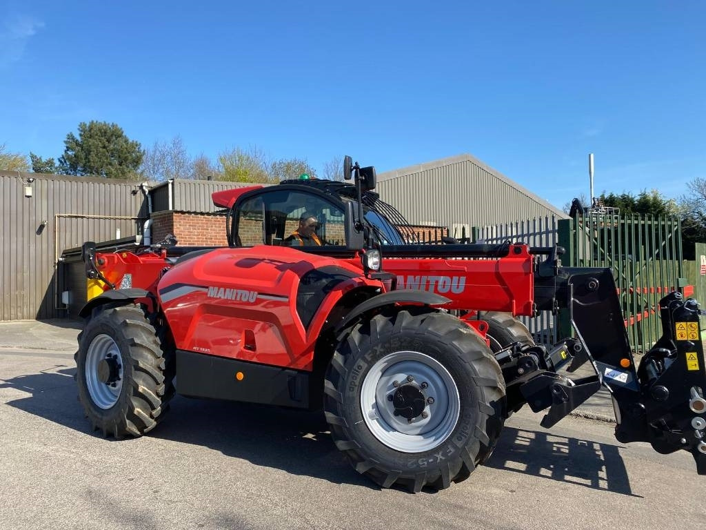 Manitou MT 1335 - رافعة تلسكوبية: صور 2 Manitou MT 1335 - رافعة تلسكوبية: صور 2