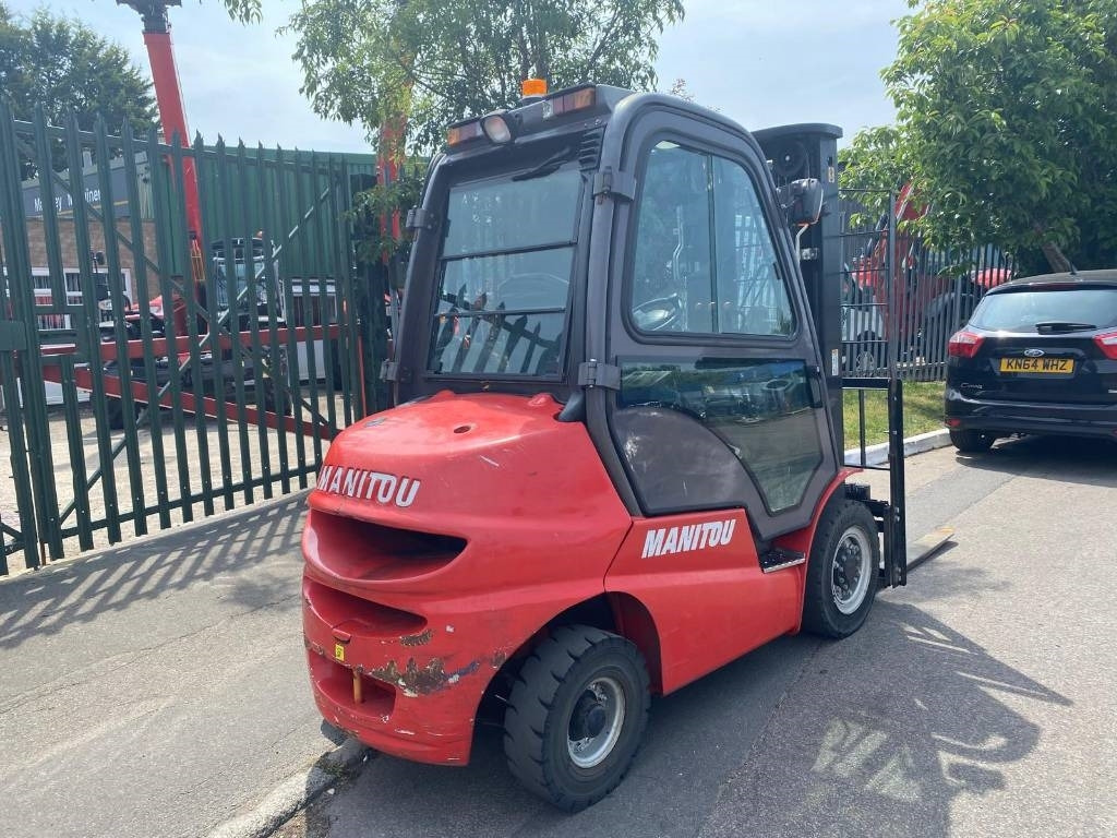 Manitou Mi25D - رافعة شوكية ديزل: صور 3 Manitou Mi25D - رافعة شوكية ديزل: صور 3
