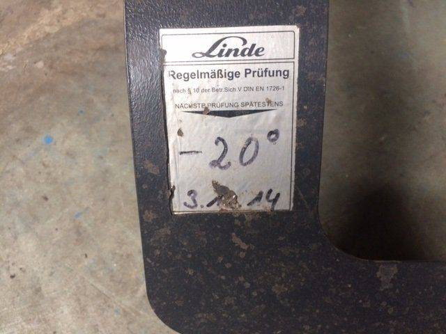 Cover, volumetric filling 55L, for Linde H25/30/35, Series 393-01 - المحرك و قطع الغيار - معدات المناولة: صور 2 Cover, volumetric filling 55L, for Linde H25/30/35, Series 393-01 - المحرك و قطع الغيار - معدات المناولة: صور 2