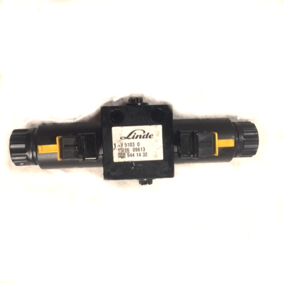 Directional control valve for Linde - صمامات هيدروليكية - معدات المناولة: صور 1 Directional control valve for Linde - صمامات هيدروليكية - معدات المناولة: صور 1