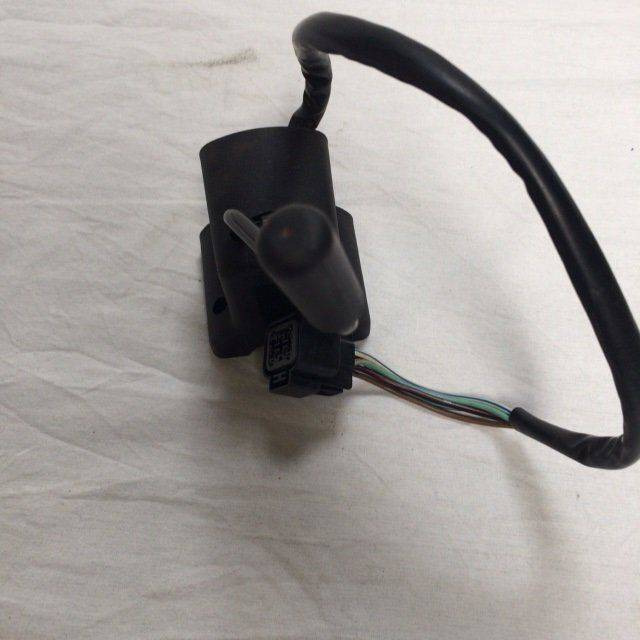 FNR lever assy for Caterpillar - النظام الكهربائي - معدات المناولة: صور 2 FNR lever assy for Caterpillar - النظام الكهربائي - معدات المناولة: صور 2