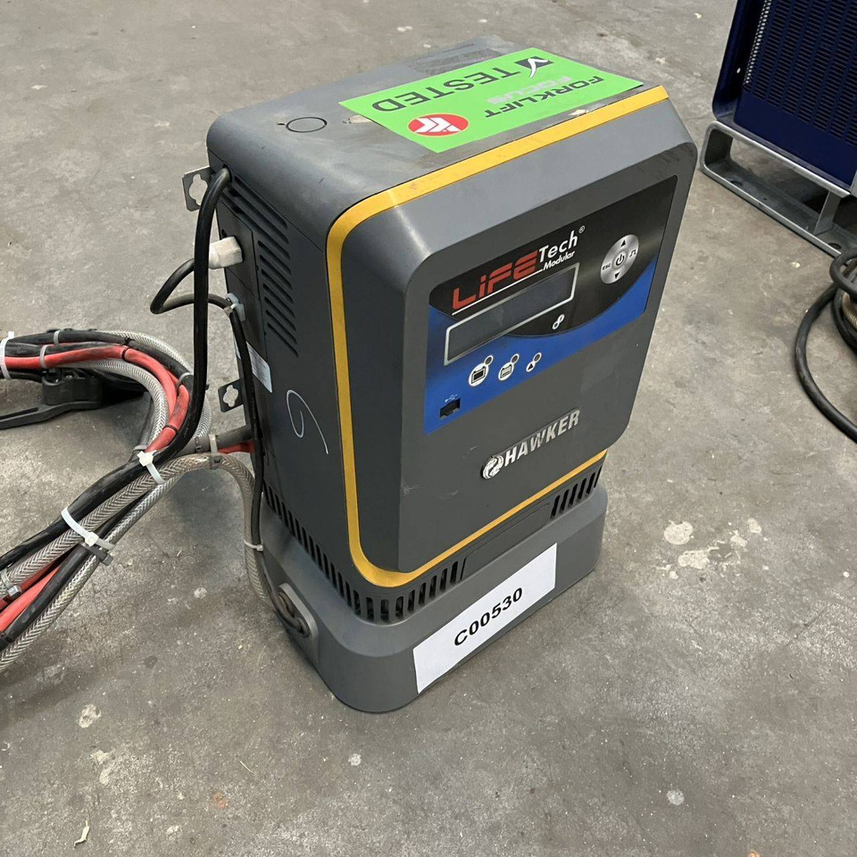 Hawker 24V/72A Lifetech TC1LT - قطع الغيار - معدات المناولة: صور 3 Hawker 24V/72A Lifetech TC1LT - قطع الغيار - معدات المناولة: صور 3