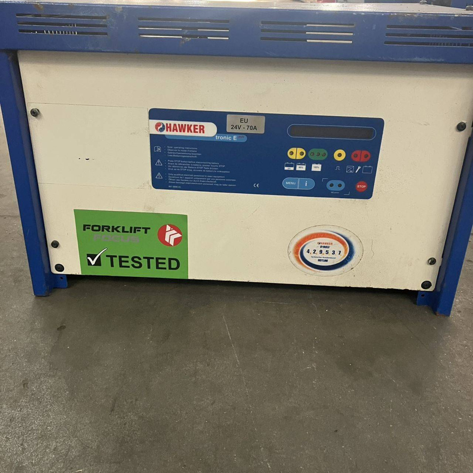 Hawker E24V-70A tronic E puls+EU - قطع الغيار - معدات المناولة: صور 3 Hawker E24V-70A tronic E puls+EU - قطع الغيار - معدات المناولة: صور 3