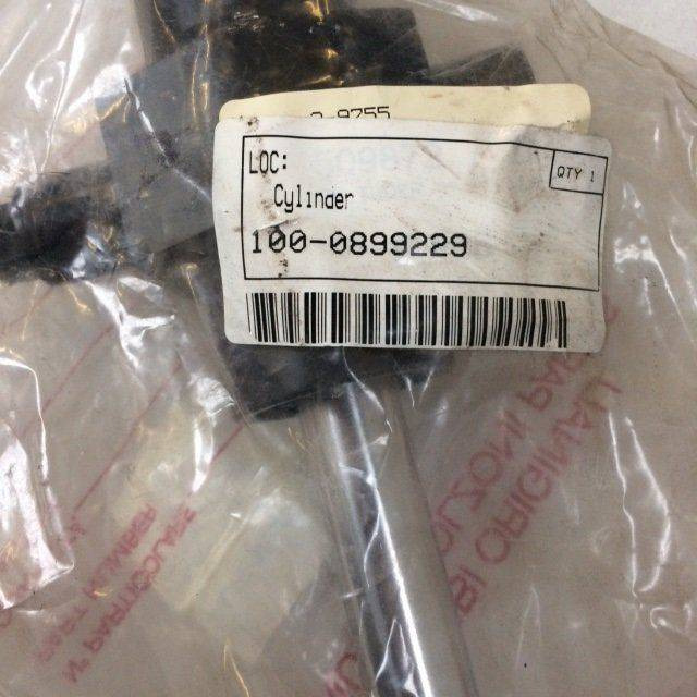 Hydraulic Cylinder for Caterpillar / Mitsubishi - الاسطوانة الهيدروليكية - معدات المناولة: صور 3 Hydraulic Cylinder for Caterpillar / Mitsubishi - الاسطوانة الهيدروليكية - معدات المناولة: صور 3