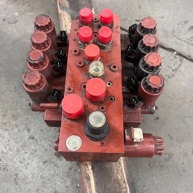 Hydraulic control valve VW12-M4 275bar - صمامات هيدروليكية - معدات المناولة: صور 2 Hydraulic control valve VW12-M4 275bar - صمامات هيدروليكية - معدات المناولة: صور 2