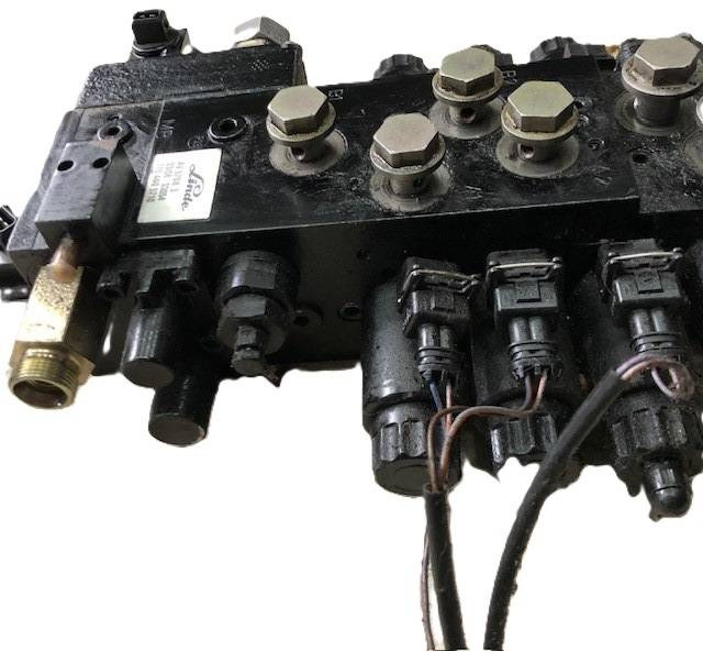 Hydraulic control valve for Linde - صمامات هيدروليكية - معدات المناولة: صور 3 Hydraulic control valve for Linde - صمامات هيدروليكية - معدات المناولة: صور 3
