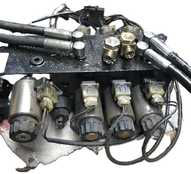 Hydraulic control valve for Still - صمامات هيدروليكية - معدات المناولة: صور 3 Hydraulic control valve for Still - صمامات هيدروليكية - معدات المناولة: صور 3