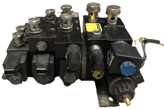 Hydraulic control valve for Unicarriers - صمامات هيدروليكية - معدات المناولة: صور 3 Hydraulic control valve for Unicarriers - صمامات هيدروليكية - معدات المناولة: صور 3