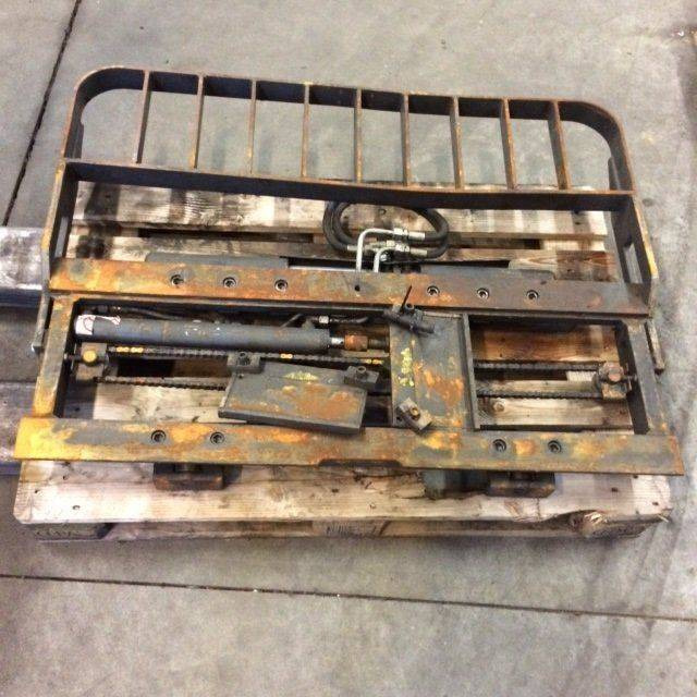 Kaup Fork positioner with separate sideshift - ملحقات: صور 1 Kaup Fork positioner with separate sideshift - ملحقات: صور 1