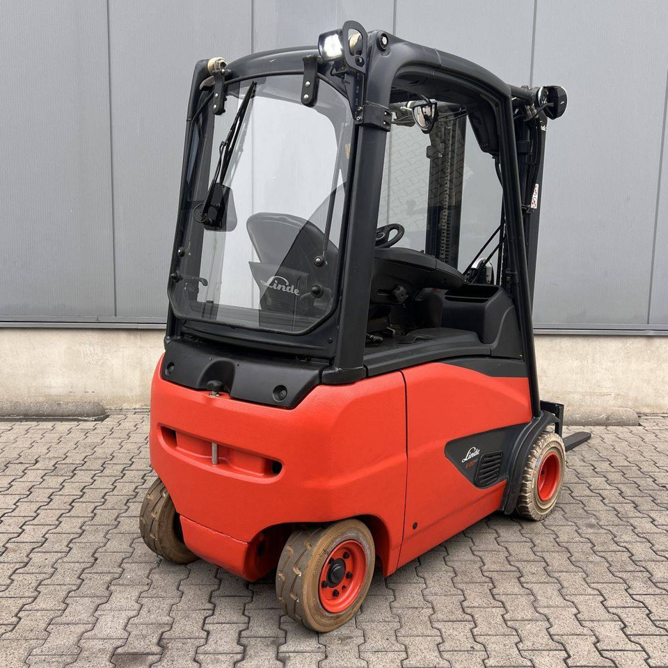 Linde E20PH (386-02) EVO - رافعة شوكية كهربائية: صور 3 Linde E20PH (386-02) EVO - رافعة شوكية كهربائية: صور 3