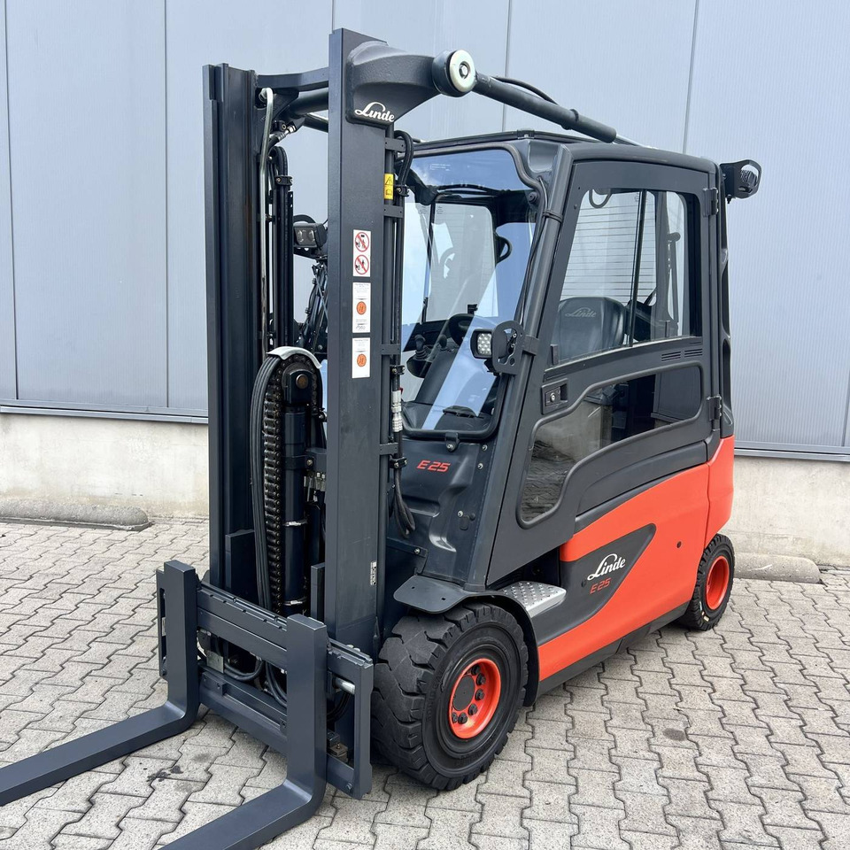 Linde E25L (387) - رافعة شوكية كهربائية: صور 1 Linde E25L (387) - رافعة شوكية كهربائية: صور 1
