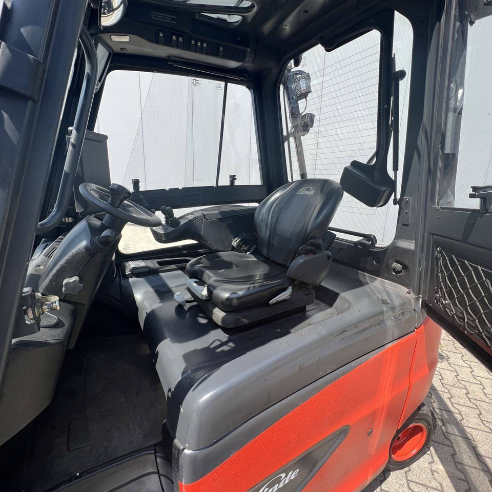 Linde E30/600 HL (387) - رافعة شوكية كهربائية: صور 4 Linde E30/600 HL (387) - رافعة شوكية كهربائية: صور 4