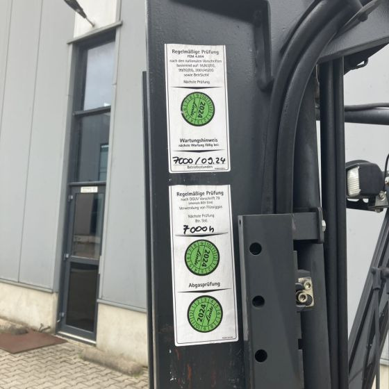 Linde H14T (391) - رافعة شوكية تعمل بالغاز: صور 4 Linde H14T (391) - رافعة شوكية تعمل بالغاز: صور 4