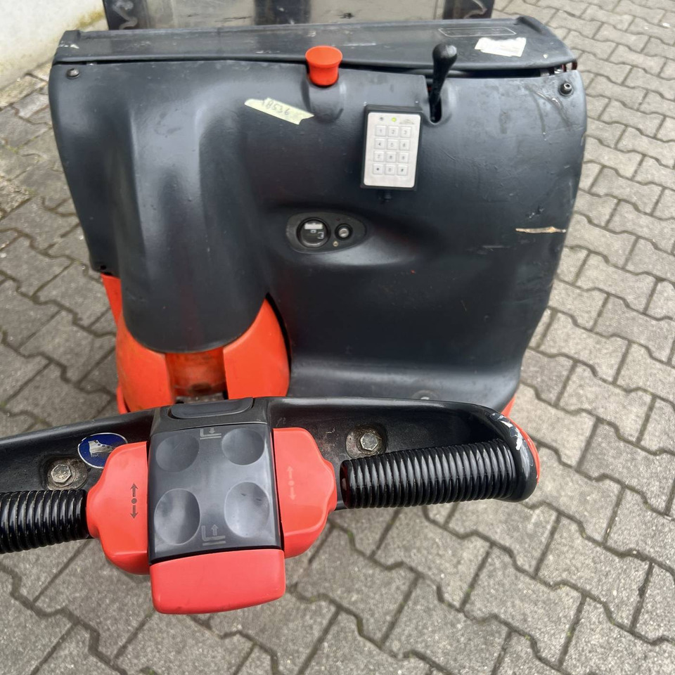 Linde L10 (379) - معدات تكديس: صور 4 Linde L10 (379) - معدات تكديس: صور 4