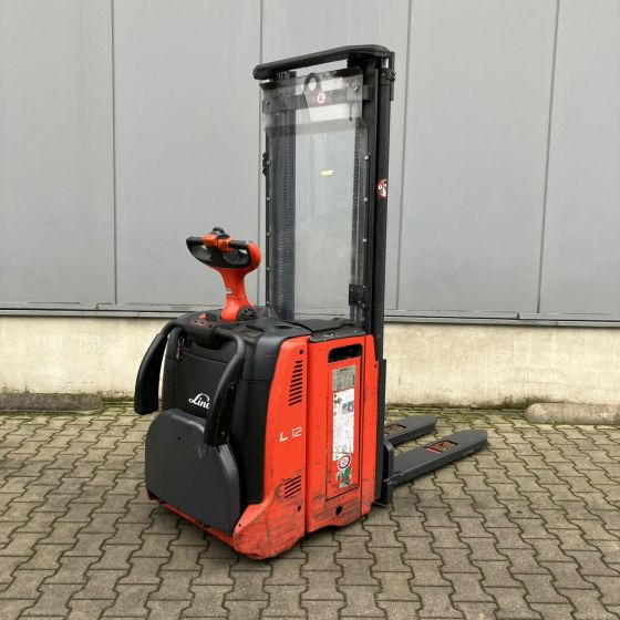 Linde L12AP (133) - معدات تكديس: صور 1 Linde L12AP (133) - معدات تكديس: صور 1