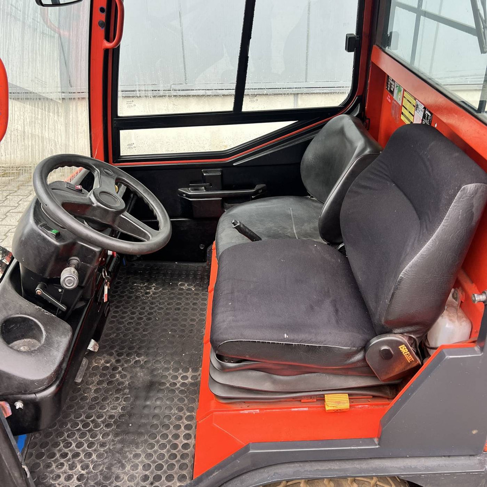 Linde P250 LWB (127) - جرار السحب الكهربائي: صور 5 Linde P250 LWB (127) - جرار السحب الكهربائي: صور 5