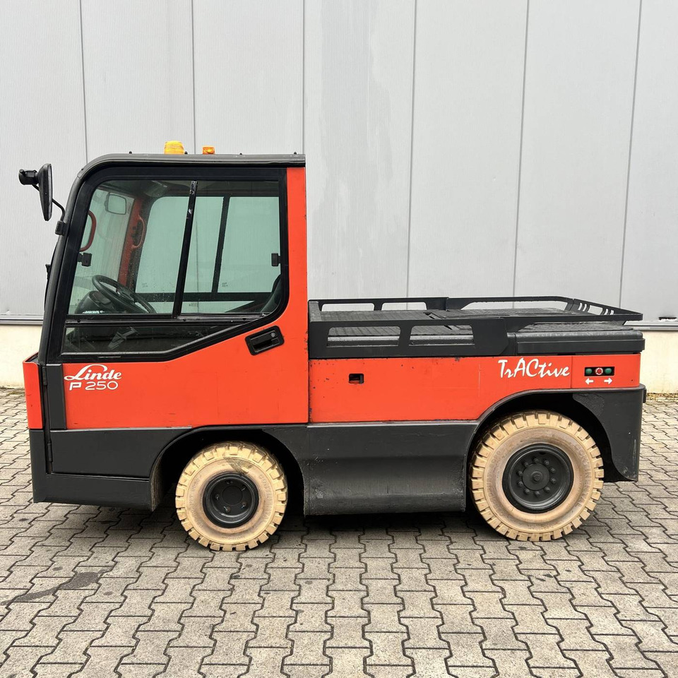 Linde P250 LWB (127) - جرار السحب الكهربائي: صور 1 Linde P250 LWB (127) - جرار السحب الكهربائي: صور 1