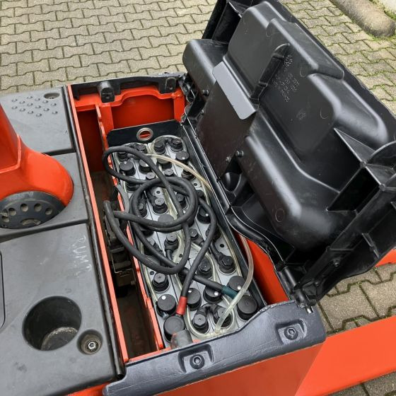 Linde T30AP (131) - معدات الرفع منخفض المستوى: صور 3 Linde T30AP (131) - معدات الرفع منخفض المستوى: صور 3
