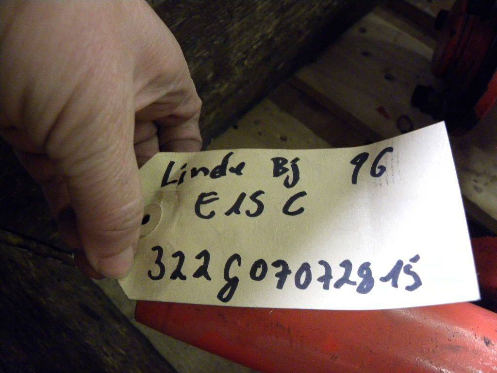 Rear axle for Linde - المحور و قطع الغيار - معدات المناولة: صور 2 Rear axle for Linde - المحور و قطع الغيار - معدات المناولة: صور 2