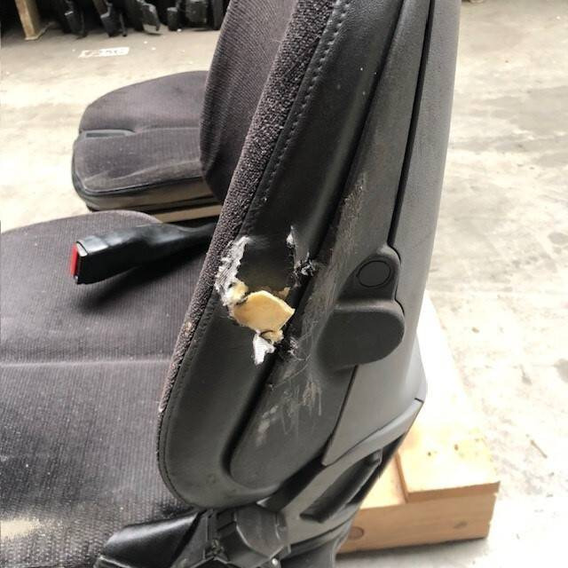 Seat for Linde /1120-01/ - مقاعد السيارات - معدات المناولة: صور 5 Seat for Linde /1120-01/ - مقاعد السيارات - معدات المناولة: صور 5