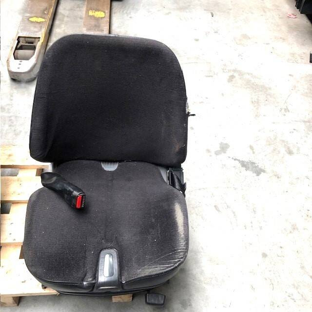 Seat for Linde /1120-01/ - مقاعد السيارات - معدات المناولة: صور 1 Seat for Linde /1120-01/ - مقاعد السيارات - معدات المناولة: صور 1