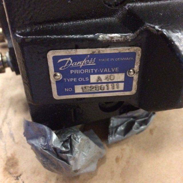 Steering unit with priority valve for Still R50-16 - قيادة السيارة - معدات المناولة: صور 5 Steering unit with priority valve for Still R50-16 - قيادة السيارة - معدات المناولة: صور 5