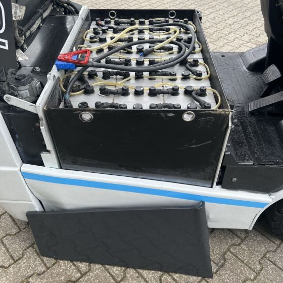 تأجير  Unicarriers ET16 (AG1N12L16Q) Unicarriers ET16 (AG1N12L16Q): صور 11