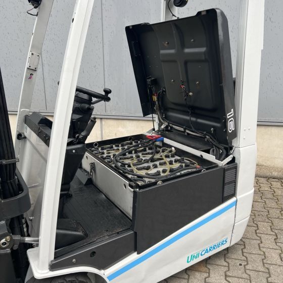 تأجير  Unicarriers ET16 (AG1N12L16Q) Unicarriers ET16 (AG1N12L16Q): صور 10